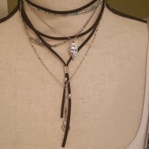 Chocker necklace